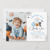 Spooky One Halloween Bluesjungen Foto Einladung (Vorderseite)