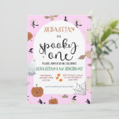 Spooky One Halloween Geburtstag Einladung (Stehend Vorderseite)