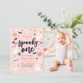 Spooky One Niedlich Halloween Ghost 1. Geburtstag  Einladung (Stehend Vorderseite)