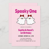 Spooky One Niedlich Twin Girls Halloween 1. Geburt Einladung (Vorne/Hinten)