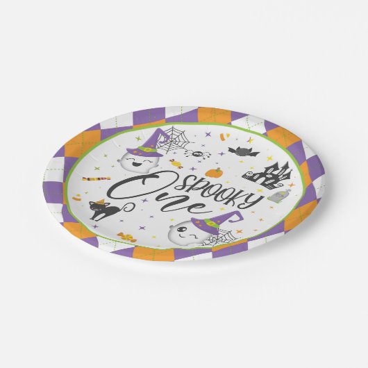 Spooky One Paper Plate - Weiß Pappteller (Schrägansicht)