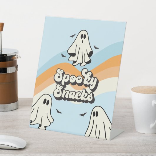 Spooky One Retro Ghost Birthday Snacks Sockelschild (In SItu)