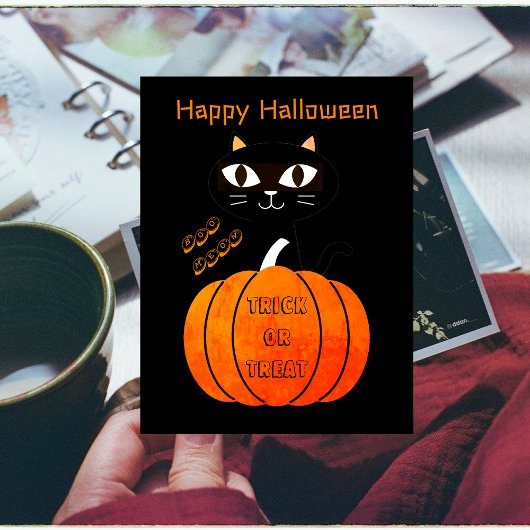 Spooky Orange Black Cat Trick oder Treat Halloween Postkarte
