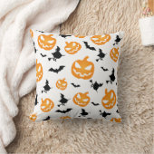 Spooky Orange Halloween Pumpkin Nahtloses Muster Kissen (Decke)