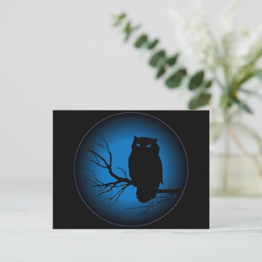 Spooky Owl Blue Moon Postkarte (Stehend Vorderseite)