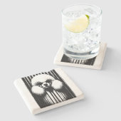 Spooky Poodle mit Grunge-Ästhetik Steinuntersetzer (Seitenansicht)