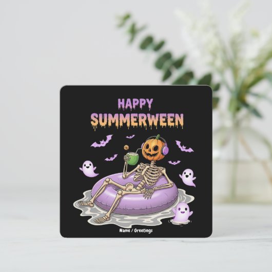 Spooky Pumpkin gegenüber Skeleton Spaß glücklich S Einladung (Stehend Vorderseite)