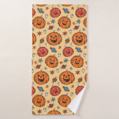 Spooky Pumpkin Halloween Pattern Badehandtuch (Badehandtuch)