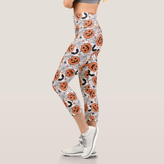 Spooky Pumpkin Halloween Pattern Capri Leggings (Links)
