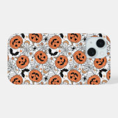 Spooky Pumpkin Halloween Pattern iPhone 15 Hülle (Rückseite (Horizontal))