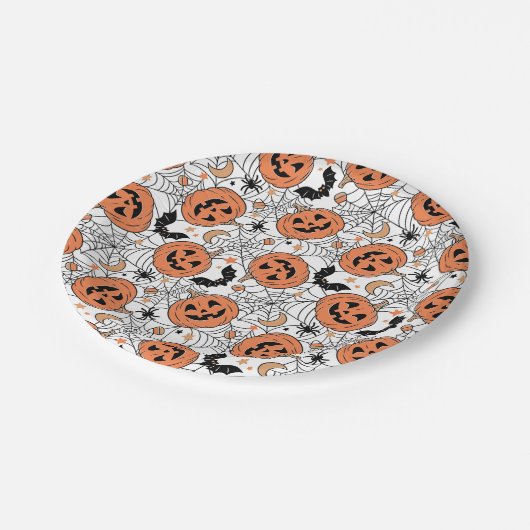 Spooky Pumpkin Halloween Pattern Pappteller (Schrägansicht)