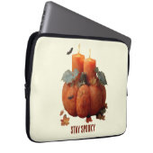 Spooky Pumpkin mit Kerzen bleibe Laptopschutzhülle (Vorne Rechts)