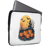 Spooky Pumpkin Patch - Retro Halloween T-Shirt Laptopschutzhülle (Vorne Rechts)