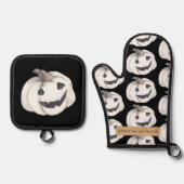 Spooky Pumpkin Pattern | Frohe Halloween Ofenhandschuh & Topflappen-Set (Vorderseite)