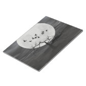 Spooky Ravens fliegen gegen den Vollmond Notizblock (angewinkelt)