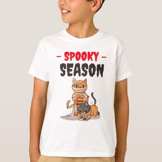 Spooky Season Halloween Katzen T-Shirt (Vorderseite)