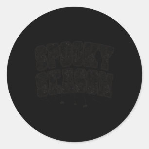 Spooky Season Halloween Spider Webs Varsity Text W Runder Aufkleber