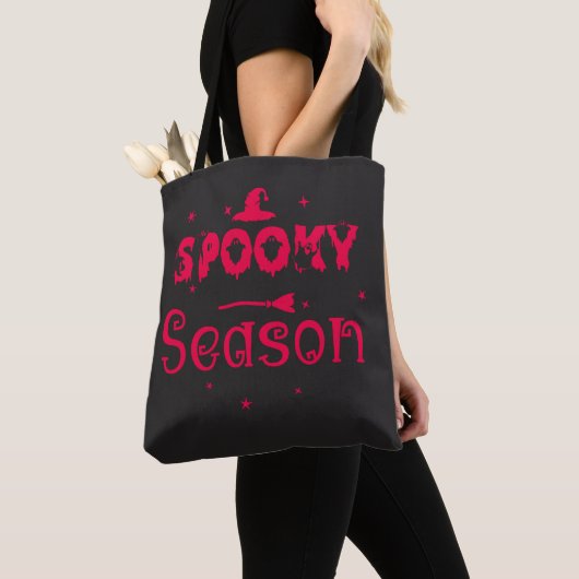 Spooky Season Hexenhut Tasche (Von Nahem)