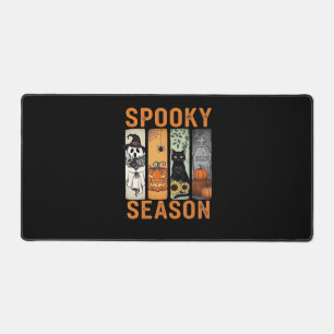Spooky Season - Niedlicher Geist, Schwarze Katze, Schreibtischunterlage