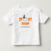Spooky Season - Niedliches Halloween-Outfiit Kleinkind T-shirt (Vorderseite)