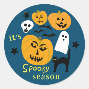 Spooky Season Pumpkins Ghost Bat HAPPY HALLOWEEN Runder Aufkleber