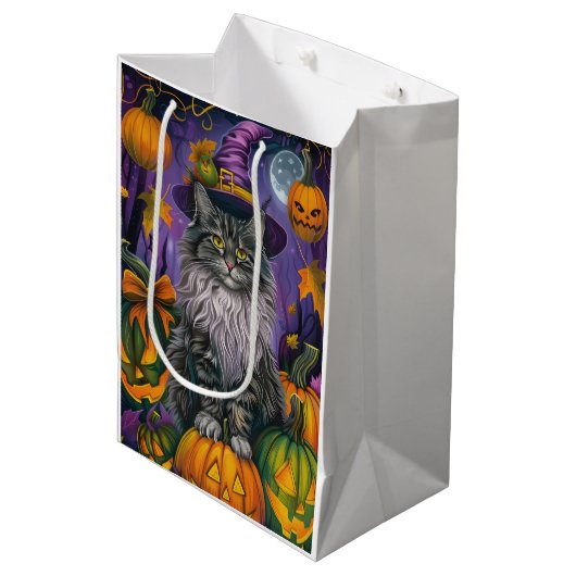 Spooky Siberian Cat Halloween Hexe und Kürbis Mittlere Geschenktüte (Vorderseite Schrägansicht)