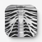 Spooky Skeleton Rib Käfig Schwarz-Weiß Halloween Pappteller (Vorderseite)