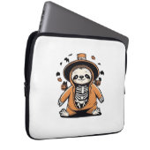 Spooky skeleton sloth trick or treating Classic T- Laptopschutzhülle (Vorne Rechts)
