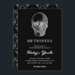 Spooky Skull RIP Zwanziger 20er Funny 30th Birthda Einladung<br><div class="desc">Feiern Sie das Ende einer Ära mit unserem Spooky Skull RIP 20. Geburtstag Einladungen! Dieses Design ist perfekt für alle, die sich ihre Dreißiger mit Spaß vergnügen wollen. Es zeichnet sich durch einen auffallenden Schädel vor dunkelgrauem und weißem Hintergrund aus und verkörpert einen lustigen und denkwürdigen Geburtstag zum Thema Beerdigung....</div>