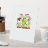 Spooky Softball Costume Funny Halloween Dies ist d Sockelschild (In SItu)