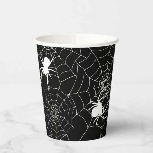 Spooky Spiders auf Coblis Halloween Pappbecher (Links)