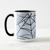 Spooky Spiderwebes Creepy Halloween-Party Tasse (Links)