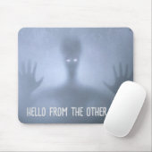 Spooky Spirit Alien, die aus Nebel-Benutzerdefinie Mousepad (Mit Mouse)