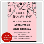 Spooky Spooktacular Skull Halloween 1. Geburtstag Einladung<br><div class="desc">Spooky Spooktacular Skull Halloween 1. Geburtstag Einladung : Dieses Halloween 1. Geburtstag Einladungen in Rosa mit Thesen niedliche Schädel (Skelett), Geist, Fledermäuse, Spinnenkoblippen mit dem Text " Es ist mein Tag / Boothday auf der Rückseite, ist für kleine Mädchen (Kinder / Kinder). (ex: Sie ist eine Spooky. Begleiten Sie uns...</div>