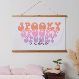 Spooky Spooky Spooky Vibes Wandteppich Mit Holzrahmen