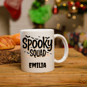 Spooky Squad Name Halloween Tasse für Freunde