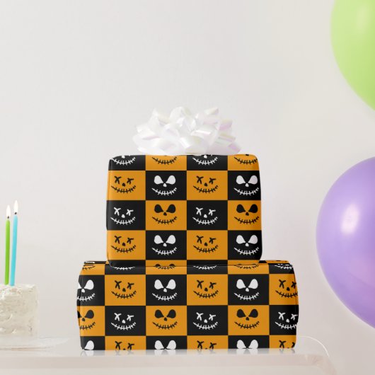 Spooky Stitch Face | Schwarz/Orange Halloween Geschenkpapier (Partygeschenke)