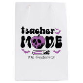 Spooky Teacher Halloween "Mode On" Apple & Bats Mittlere Geschenktüte (Vorderseite)