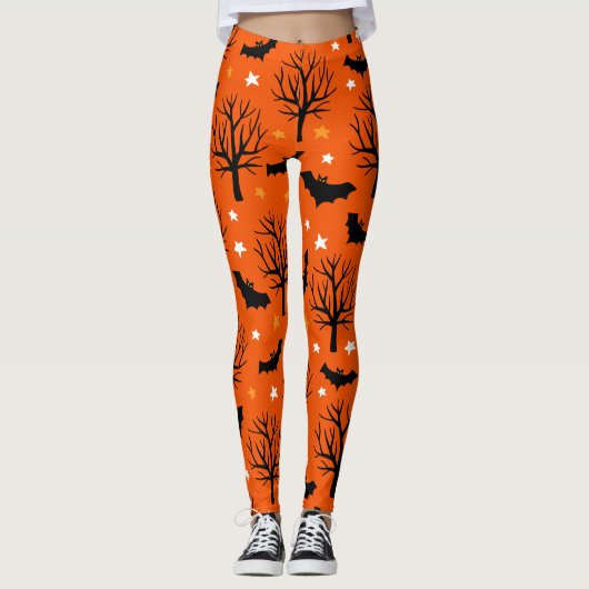 Spooky Trees and Bats Halloween Pattern Leggings (Vorderseite)