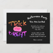Spooky Trick oder Behandlung Schwarz-weißen Hallow Einladung (Vorderseite)