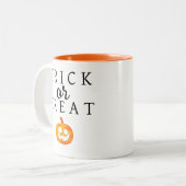 Spooky Trick oder Jack-o'-Laterne Halloween behand Zweifarbige Tasse (Vorderseite Links)
