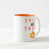 Spooky Trick oder Jack-o'-Laterne Halloween behand Zweifarbige Tasse (VorderseiteRechts)