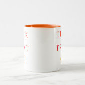 Spooky Trick oder Jack-o'-Laterne Halloween behand Zweifarbige Tasse (Mittel)