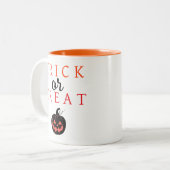 Spooky Trick oder Jack-o'-Laterne Halloween behand Zweifarbige Tasse (Vorderseite Links)