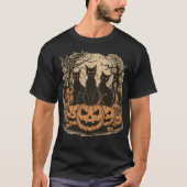 Spooky Trio Black Cats auf Pumpkins Halloween T-Shirt (Vorderseite)