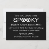 Spooky Typografie Halloween Save the Date (Vorderseite)