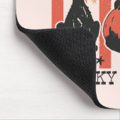 Spooky und Niedlich - Schwarze Katze und Kürbis Mousepad (Ecke)