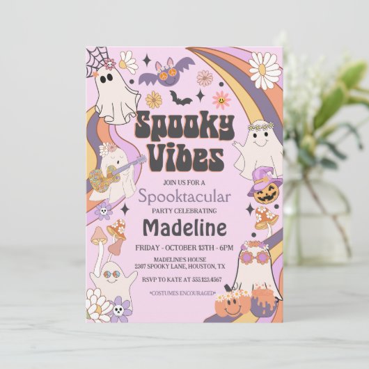 Spooky Vibes Hippie Halloween-Party Einladung (Stehend Vorderseite)