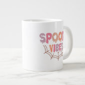 Spooky Vibes Jumbo-Tasse (Vorderseite Rechts)