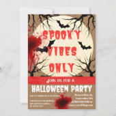 Spooky Vibes nur Halloween-Bat und Blut-Spritzer Einladung (Vorderseite)
